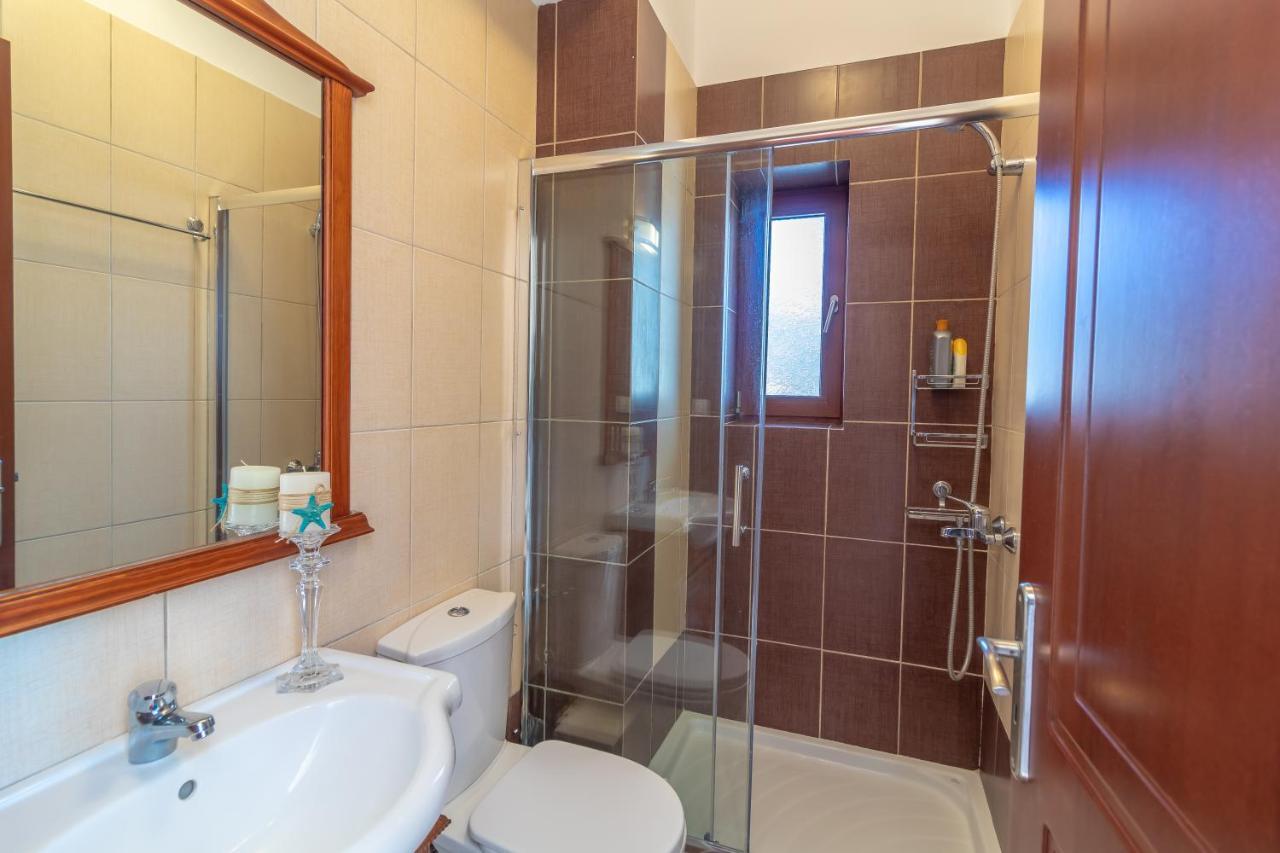 Spartakos Luxury 7 *