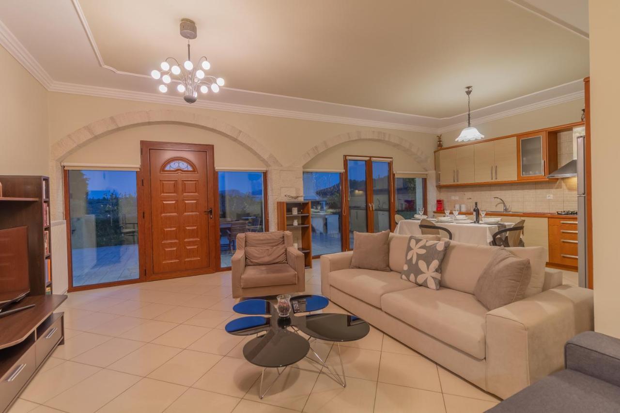 Villa Spartakos Luxury 7 *